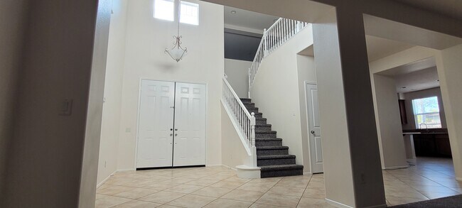 Building Photo - 28964 Evening Passage Dr