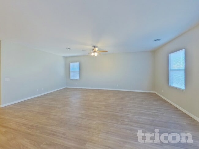 Building Photo - 37308 W Cannataro Ln