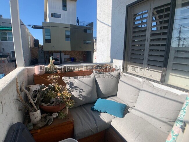 Foto del edificio - 1434 Essex St