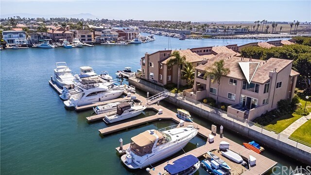 Foto del edificio - 17094 Bluewater Ln