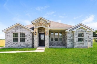 Building Photo - 623 Green Mound Dr