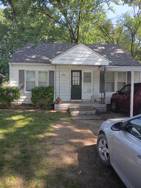 Foto principal - 817 E Franklin St