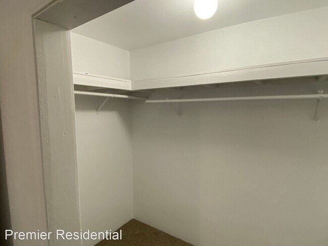Building Photo - 5 br, 1 bath House - 4331 S Union Ave