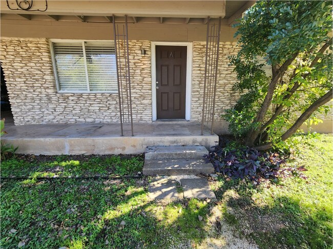 Building Photo - 2708 Saint Edwards Cir