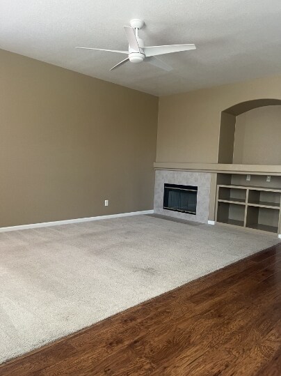 Building Photo - 2120 Stonewater Dr