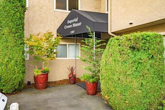 Building Photo - 1 bedroom in Seattle WA 98117