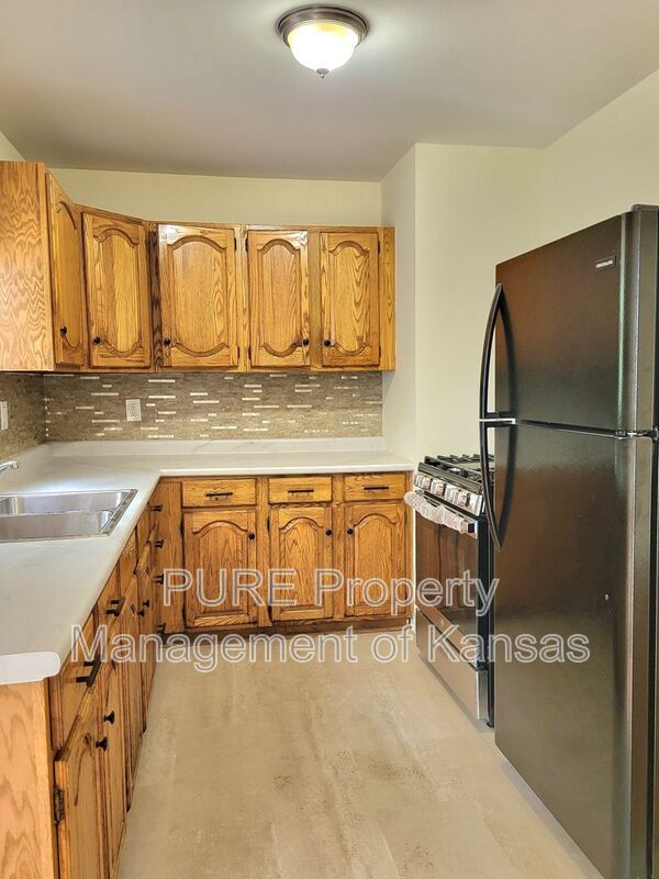 Foto del edificio - 4931 Appleton Ave