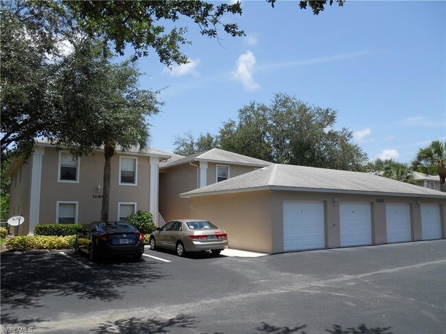 Building Photo - 12301 Notting Hill Ln
