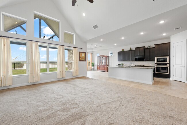 Foto del edificio - 6007 Marsh Lk Ct