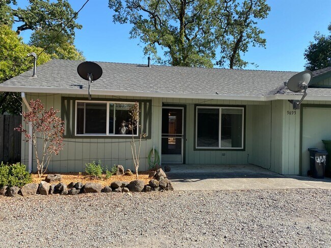 Foto del edificio - 9695 Old Redwood Hwy