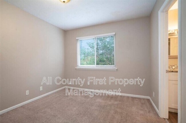 Building Photo - 2082 Marble Arch Dr