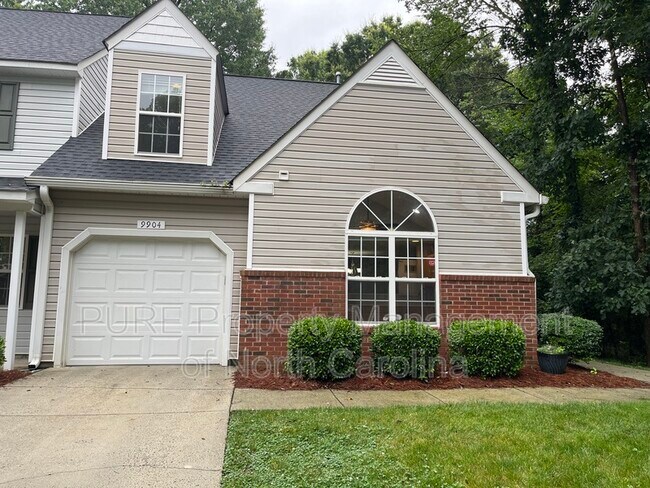Building Photo - 9904 Birch Knoll Ct