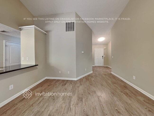 Building Photo - 50 Camden Pl