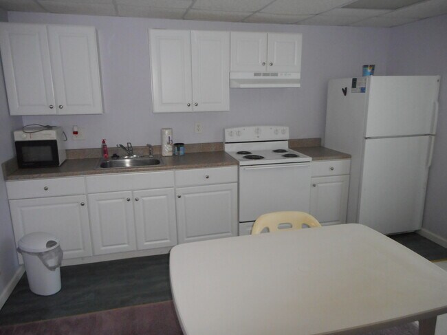 Building Photo - 924 Buckland Pl
