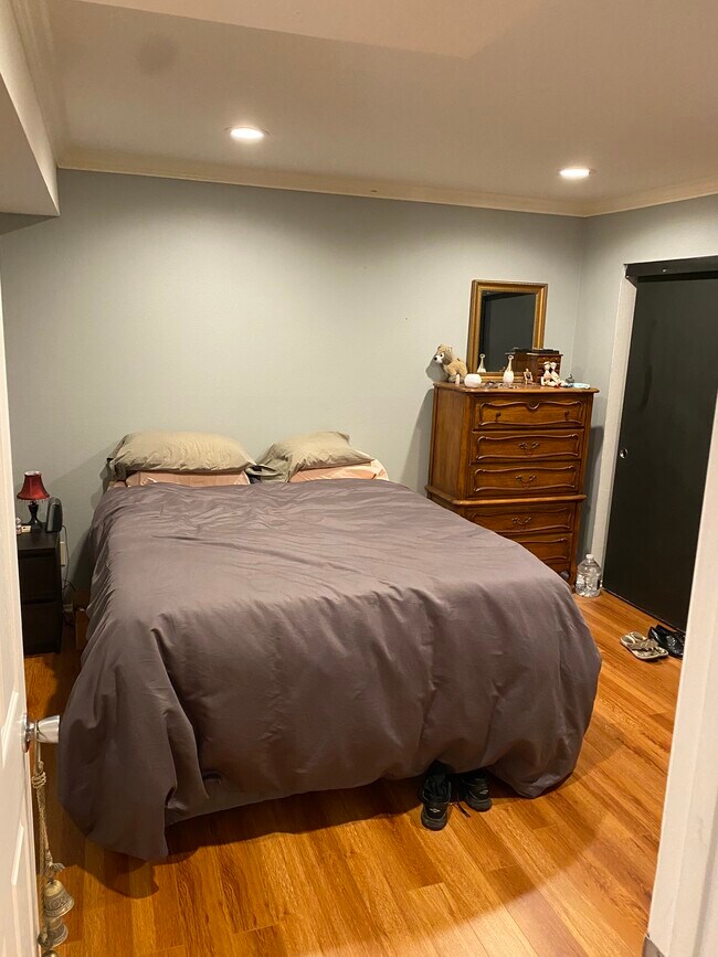 5325 Newcastle Ave Unit 123, Encino, CA 91316 Condo for Rent in