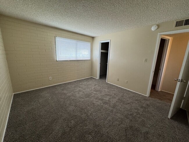 Foto del edificio - Holiday Gardens 2 Bedroom Townhome