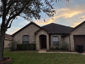 Building Photo - 16111 April Ridge Dr