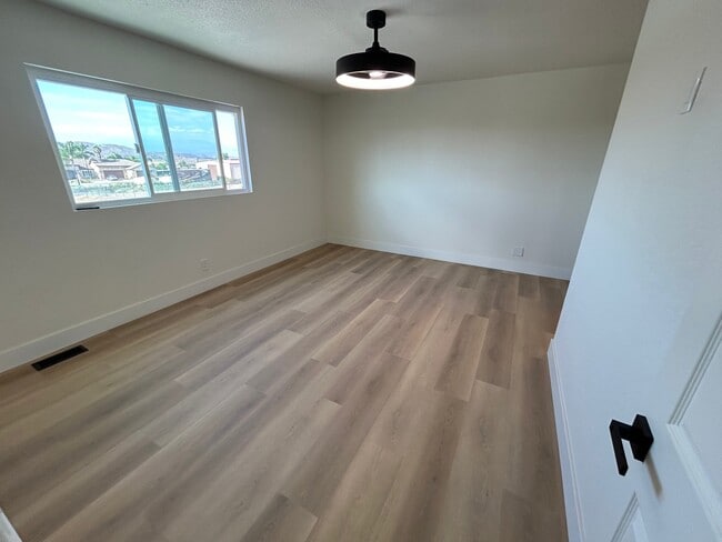 Building Photo - 31352 Via Curtidor