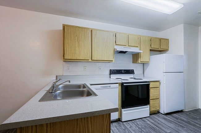 Interior Photo - Kokopelli Village I