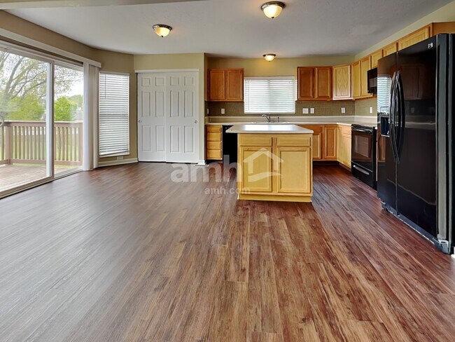 Foto del edificio - 5905 Havenwood Ct