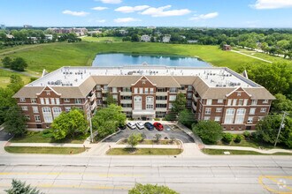 Building Photo - 77 N Quentin Rd