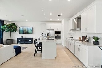 Building Photo - 23015 Belcanto Rd