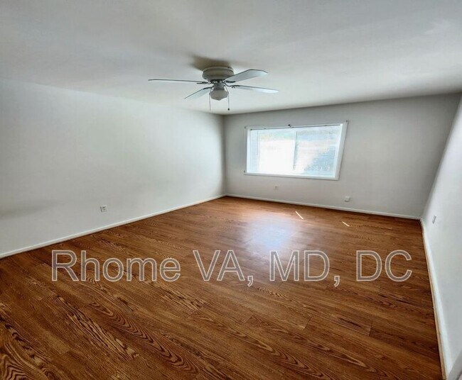 Foto del edificio - 3220 S 28th St