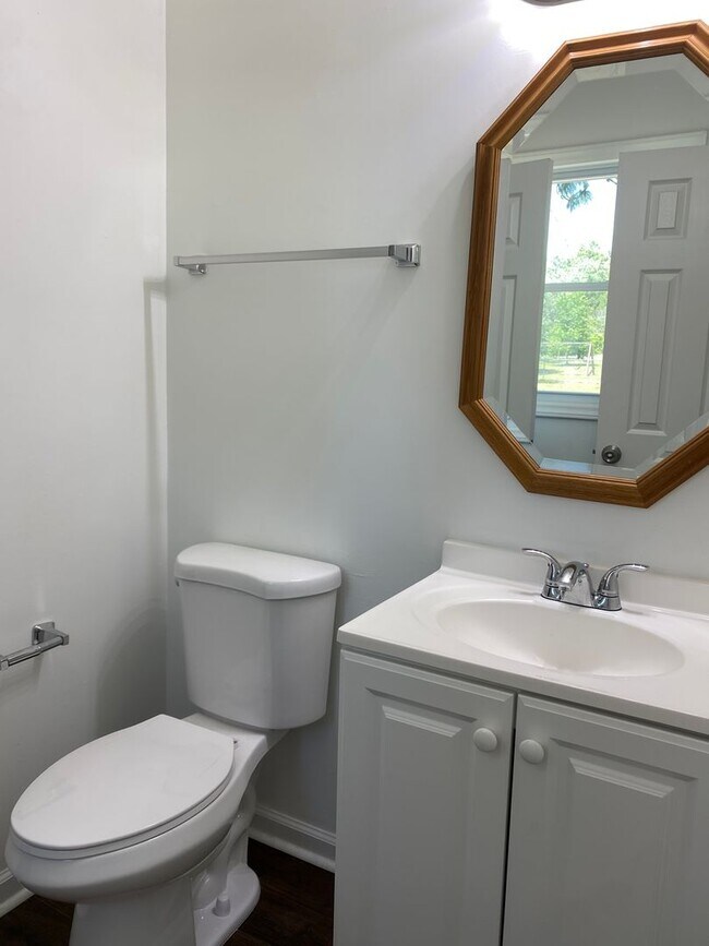 Foto del edificio - 3614 Golfview RD.