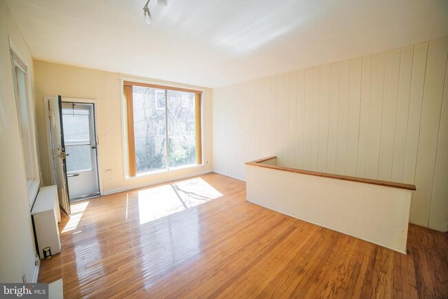 Foto del edificio - 2108 Pine St