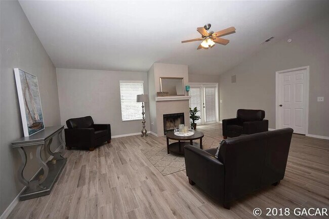 Building Photo - 6241 SW 85th St