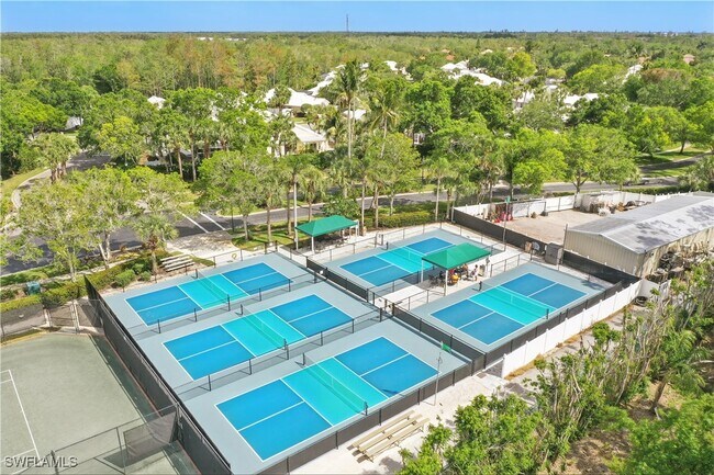 Foto del edificio - 1390 Sweetwater Cove