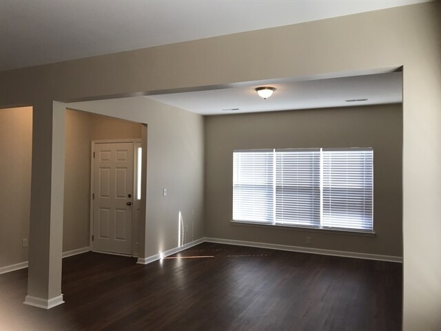 Building Photo - 114 Speer St