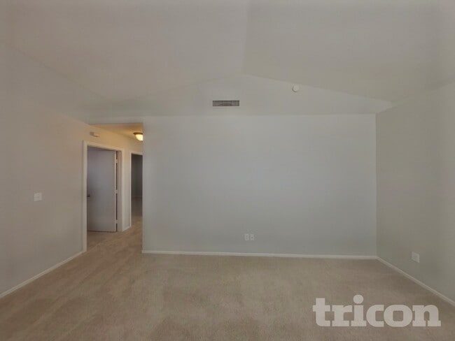 Building Photo - 2801 Sing Song Way