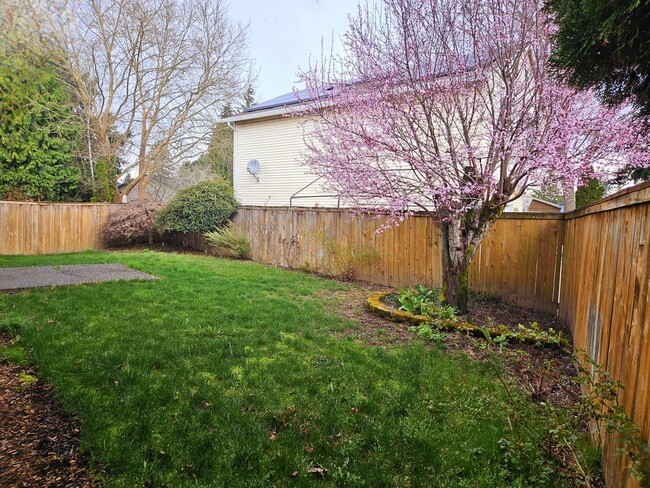 Fully Fenced Back Yard - 19561 SW Limestone Ct