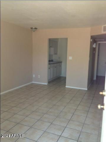 Foto del edificio - 1333 W 5th St