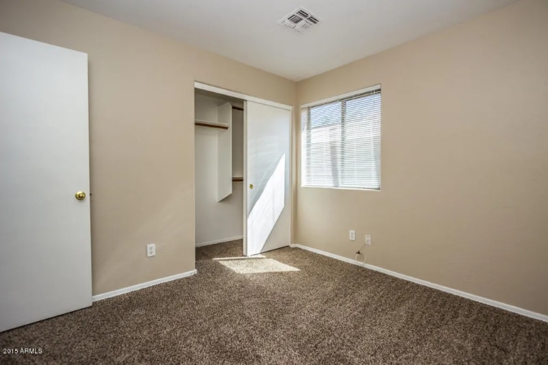 Building Photo - 5528 N 67th Dr