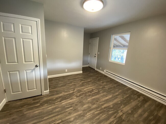 Foto del edificio - 1723 Greenbush St