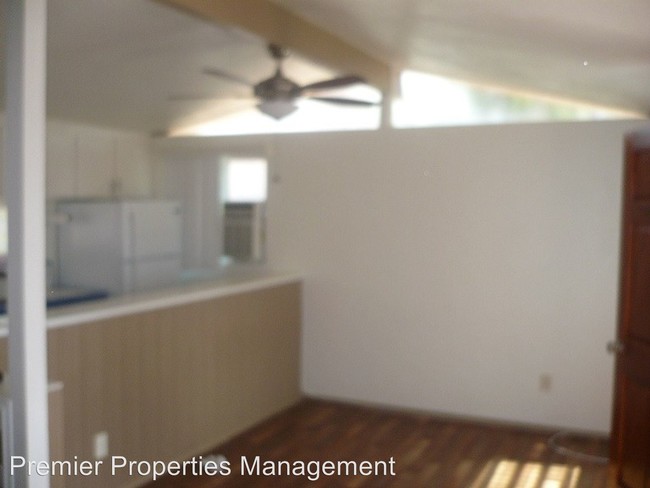 Foto del edificio - 2 br, 1 bath House - 4064 Hilltop Dr
