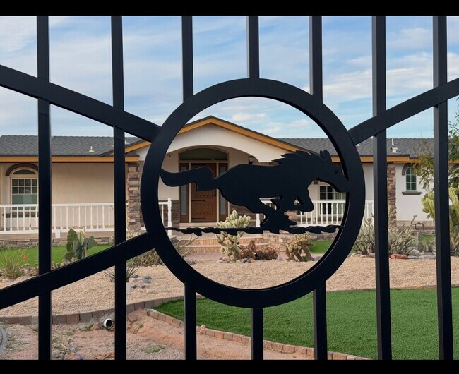 Foto del edificio - 19238 E Starflower Dr