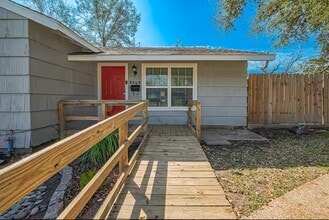 Building Photo - 3602 Luca St
