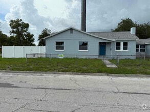 Building Photo - 4855 Fairfield Ave S