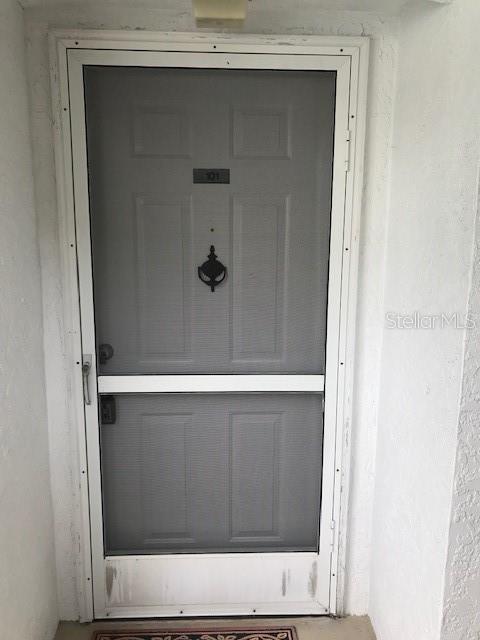 Foto del edificio - 6304 Pointe W Blvd W