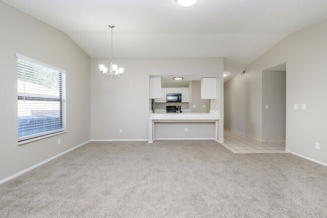 Foto del edificio - 662 Timber Bay Cir W
