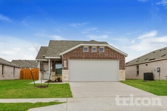 Building Photo - 15213 Grappling Irons Ln