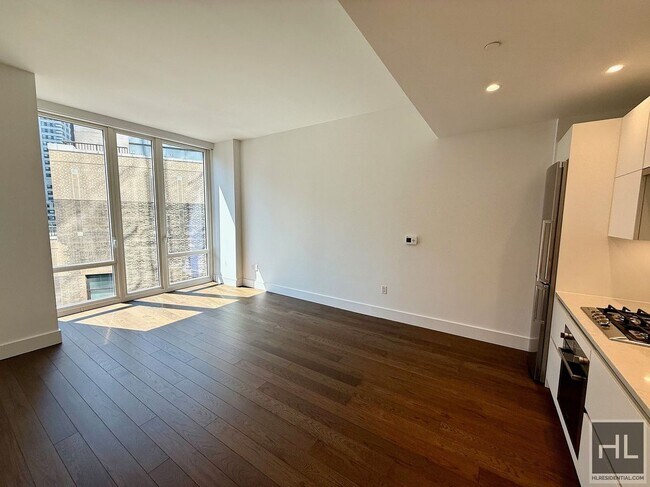 Building Photo - NO FEE ONE BEDROOM IN THE LUXURY SUMMIT NYC