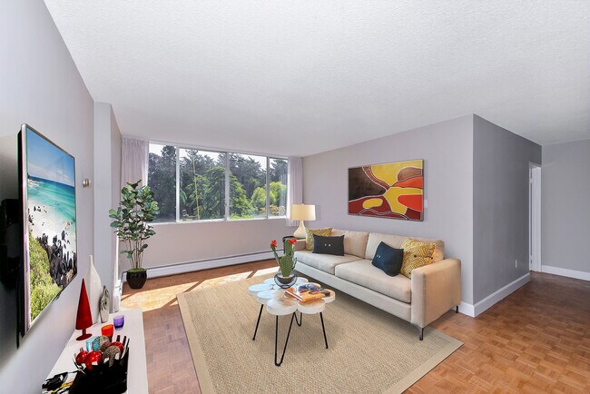 Photo du bâtiment - Goodacre Towers Apartments