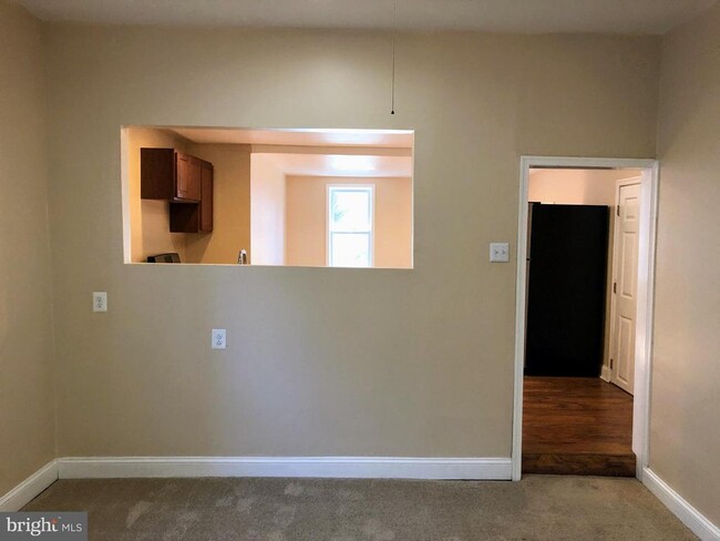 Building Photo - 1352 Ashbourne Rd