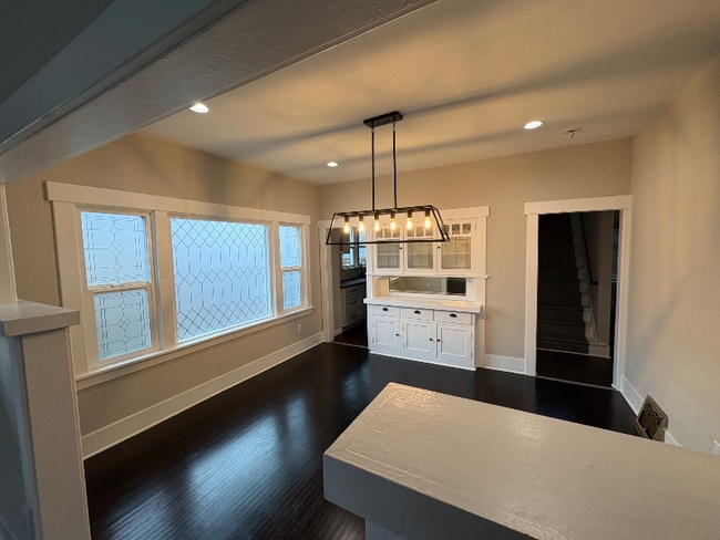 Foto del edificio - 2012 W Montgomery Ave