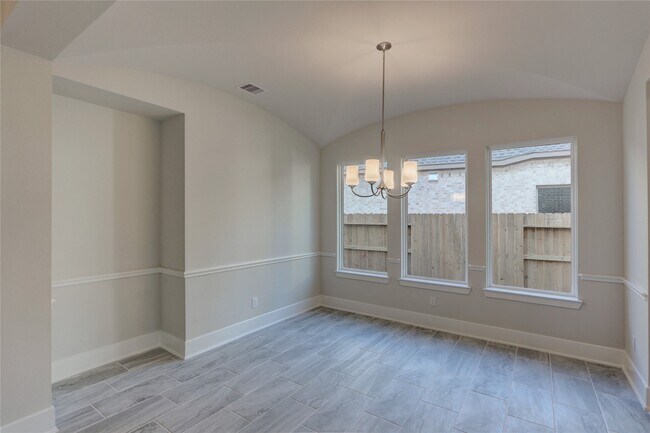 Foto del edificio - 115 Keechie Creek Ct