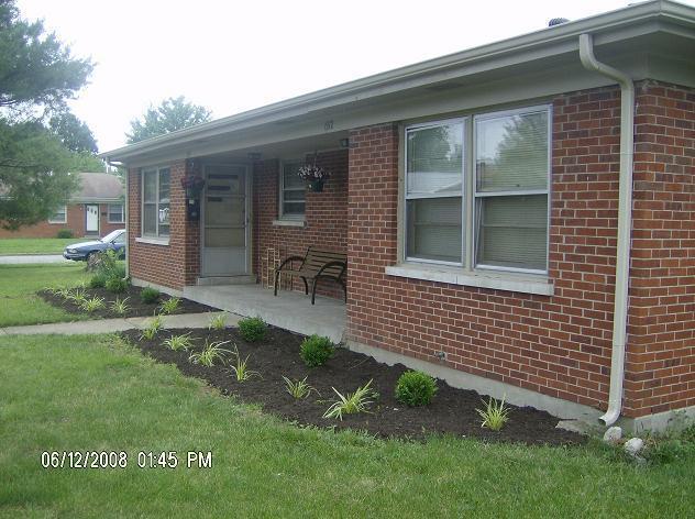 Building Photo - Bryan Station Duplex!    250211